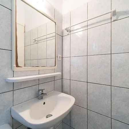 アパート Arianna 12 *