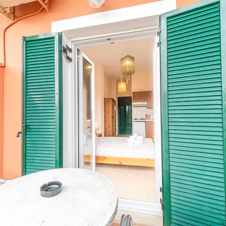 Arianna 12 아파트 팔레오카스트리차